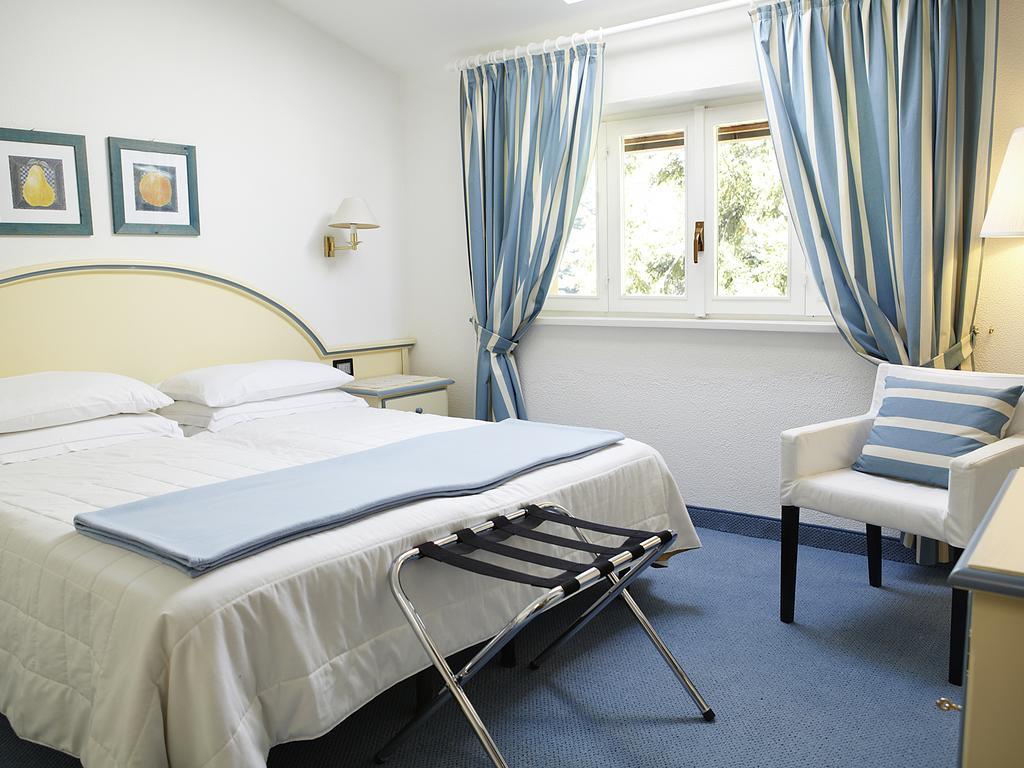 Albergo Milano Snc Ланцо-д’Интельви Номер фото