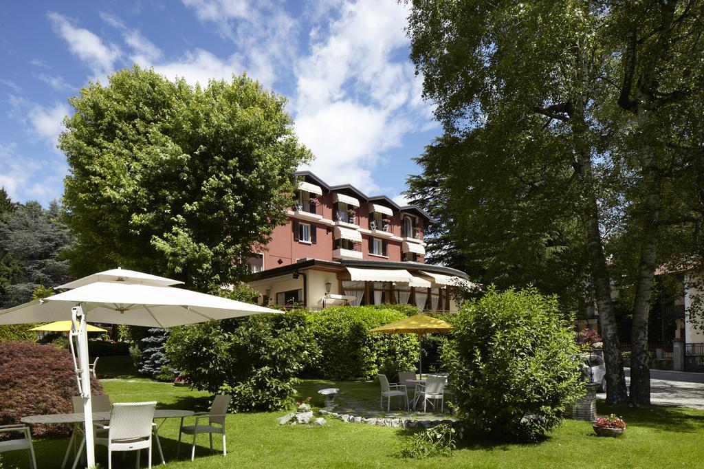 Albergo Milano Snc Ланцо-д’Интельви Экстерьер фото